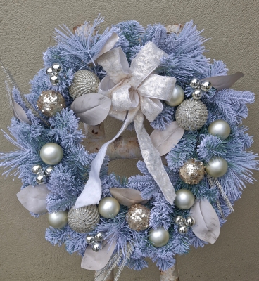 Artificial Christmas Wreaths