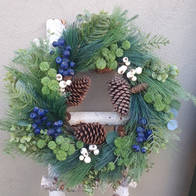 true blues wreath