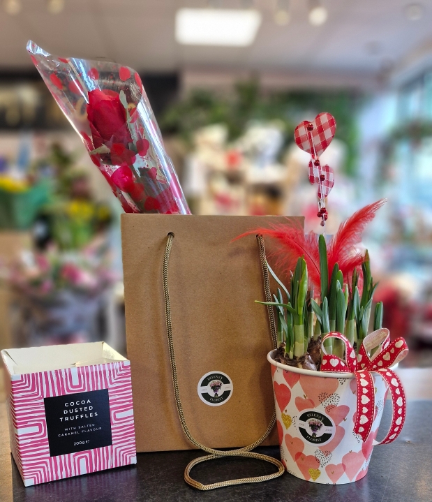 Valentines Spring Planter With Truffles
