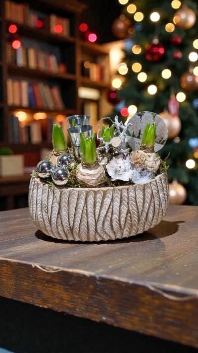 oval hyacinth ceramic planter